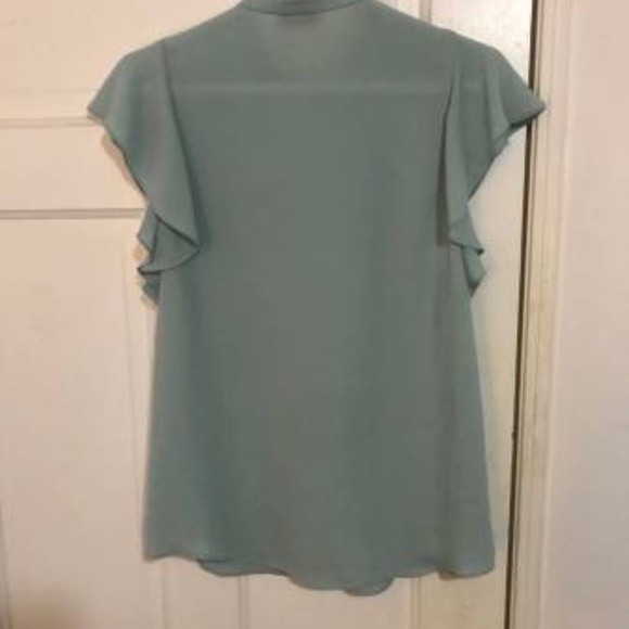 Babaton (aritzia) Cian Blouse size S soft mint - Picture 2 of 5